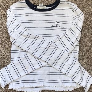 Forever 21 long sleeve worn once!Smoke free home💚